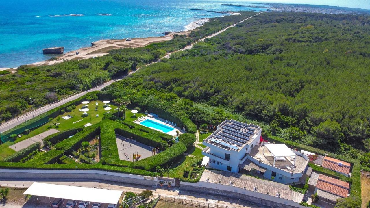 Residence Punta Cassano - In Piscina Sulla Spiaggia Di Sabbia Сан-Фока Экстерьер фото